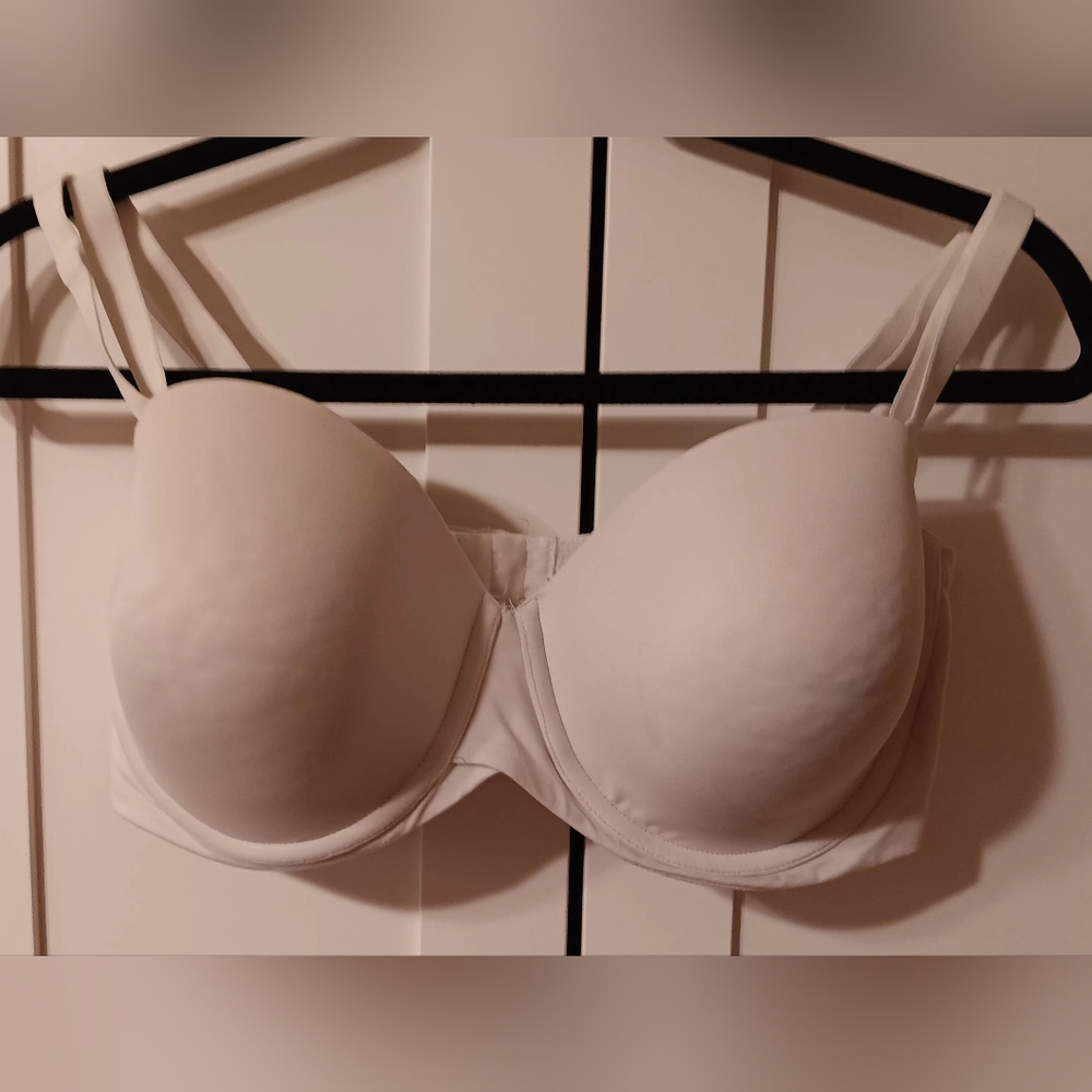 Womens strapless bra - Picture 2 of 4